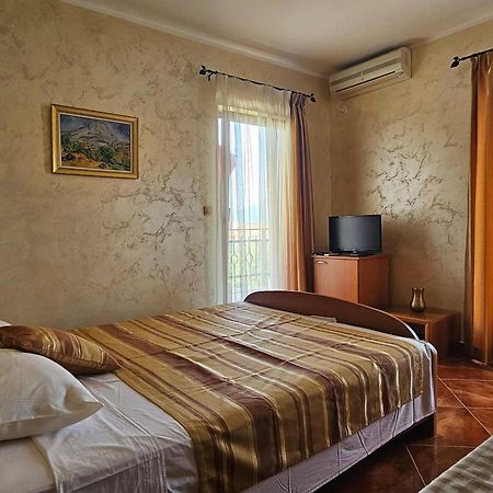 Apartments Savina Smjestaj Herceg Novi Luaran gambar