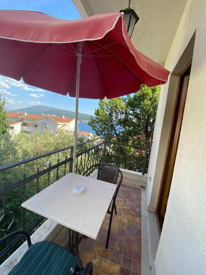 Apartments Savina Smjestaj Herceg Novi Luaran gambar