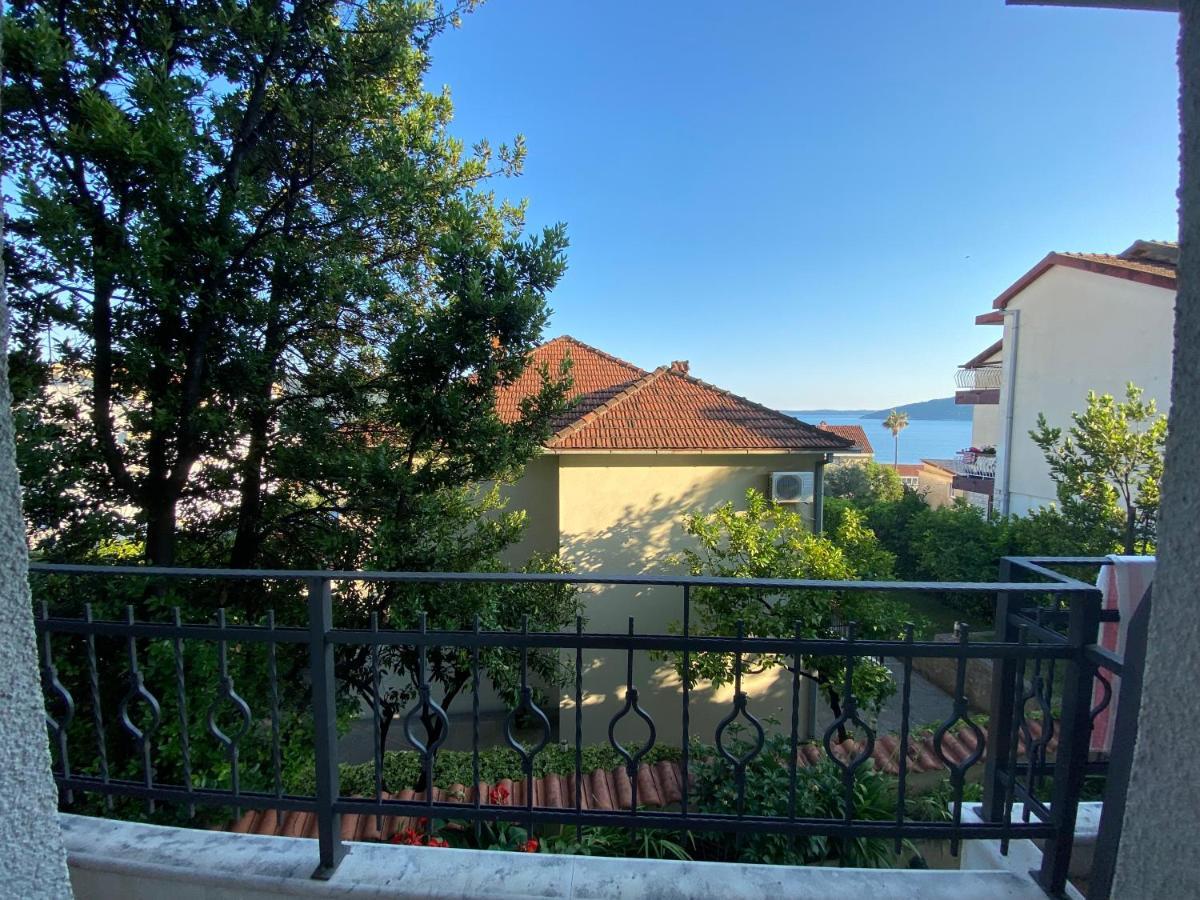 Apartments Savina Smjestaj Herceg Novi Luaran gambar