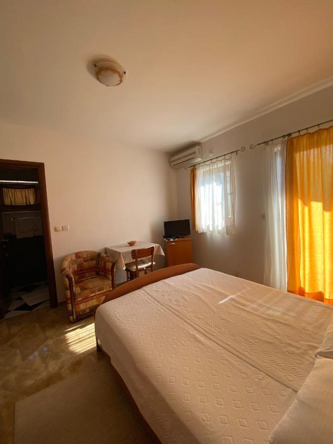 Apartments Savina Smjestaj Herceg Novi Luaran gambar